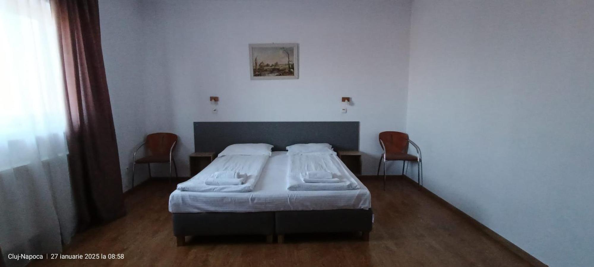 Hotel Liliacul 클루지나포카 외부 사진